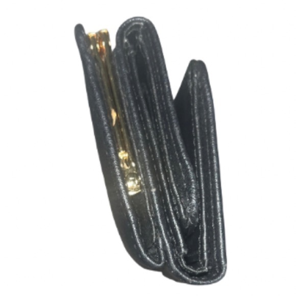 Olivia Miller Trifold KissLock Coin Purse Heart Shaped Clasps, Faux Leather, BLK - Picture 4 of 12
